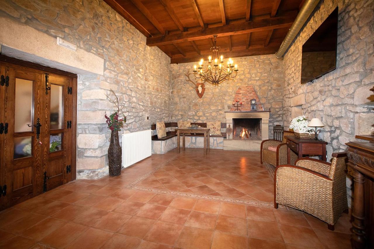 La Casona De Lombrana, En Polaciones Esterno foto