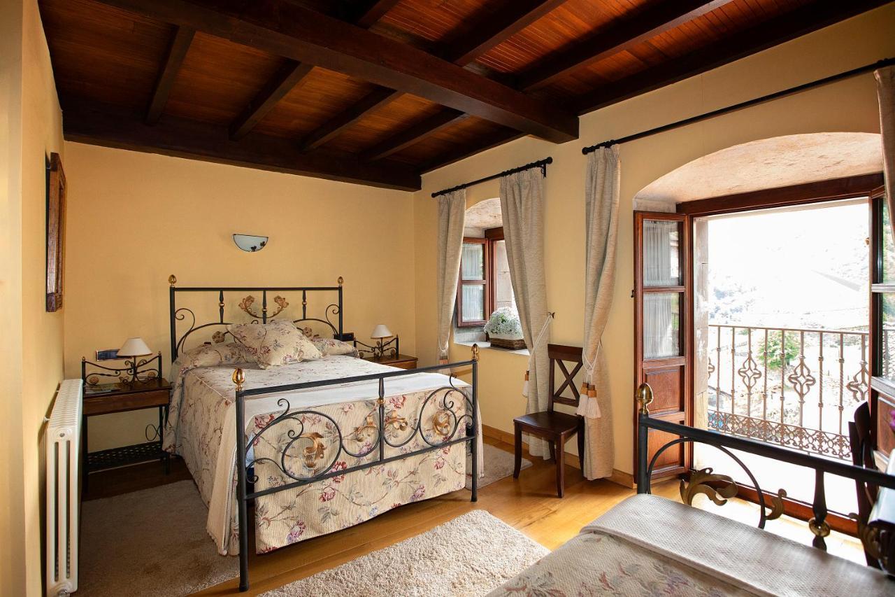 La Casona De Lombrana, En Polaciones Esterno foto