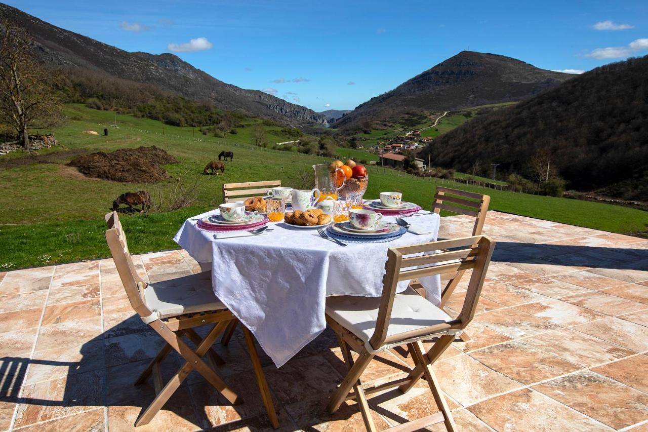 La Casona De Lombrana, En Polaciones Esterno foto